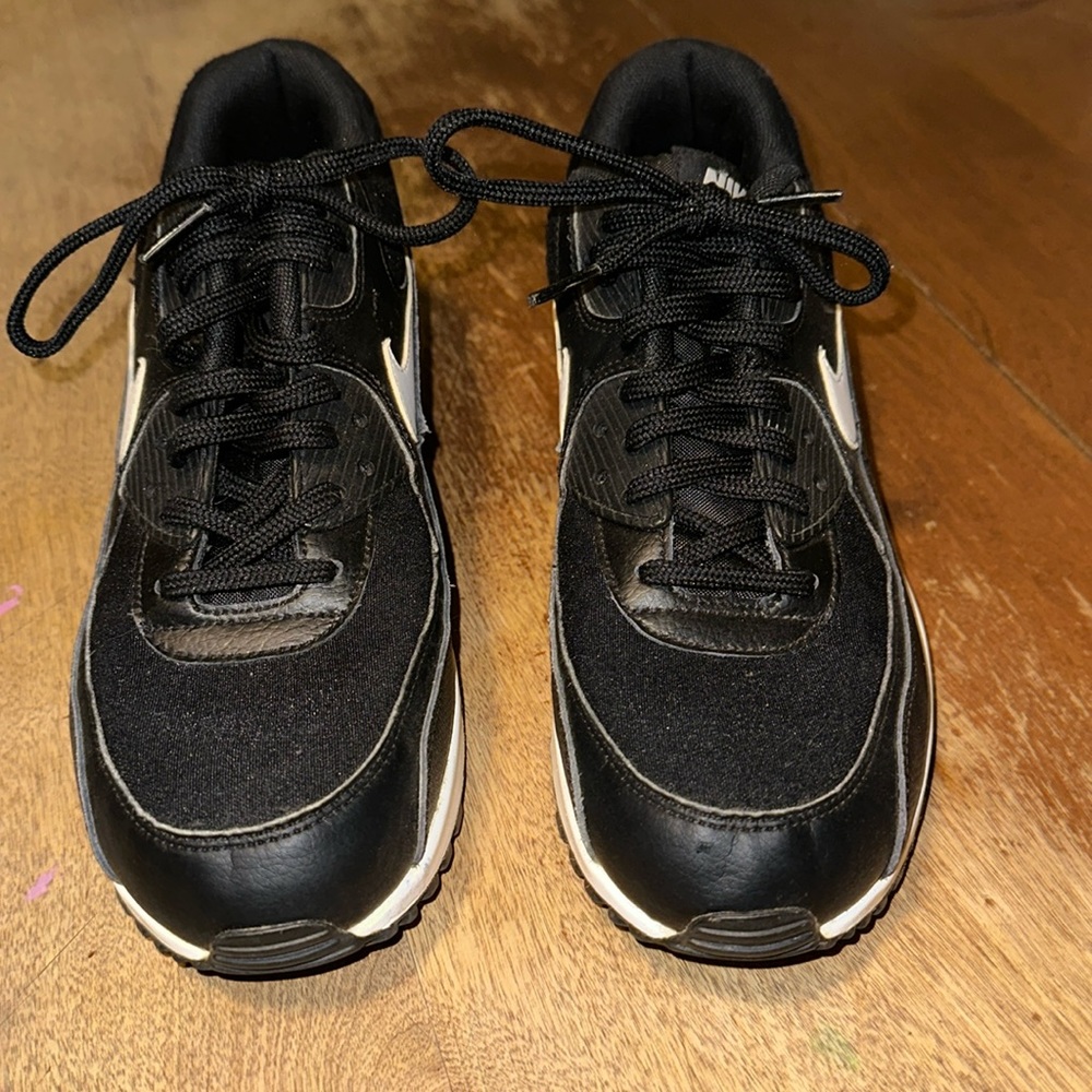 Nike Air Max Black & White Shoes